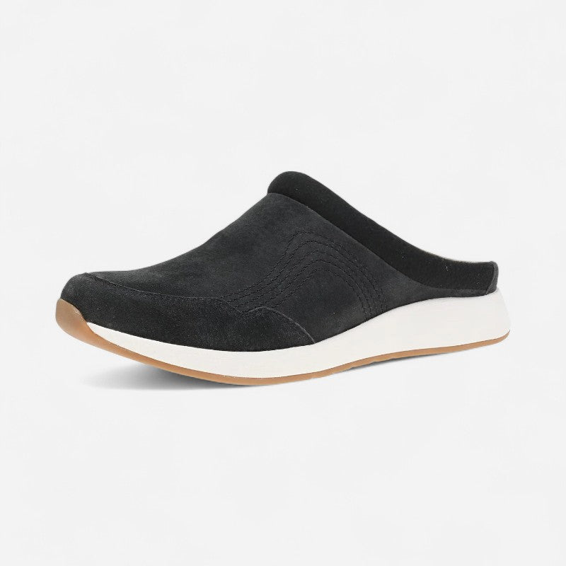 Claudia Black Suede leather